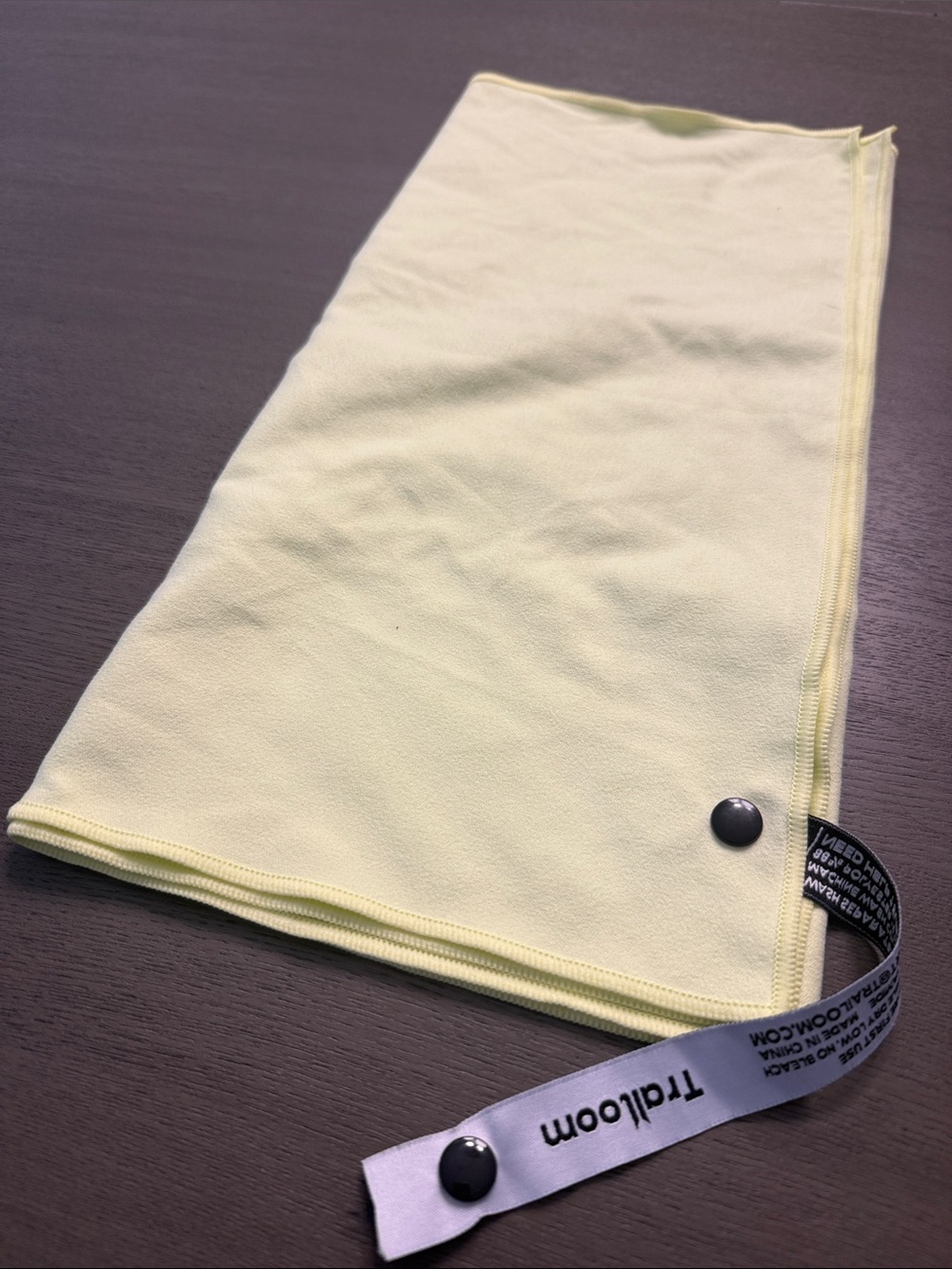 ONE Lightweight Neck Gaiter - Pale Yellow